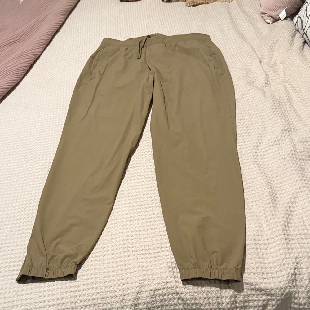 lululemon athletica Men's Khaki ABC Joggers
